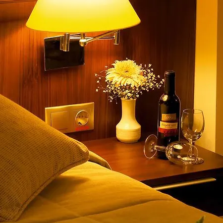 Ontur Hotel 4*