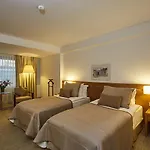Ontur Hotel 4*